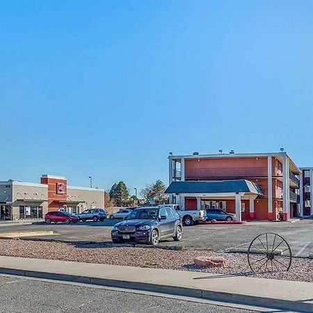 Rodeway Inn Пуэбло Экстерьер фото